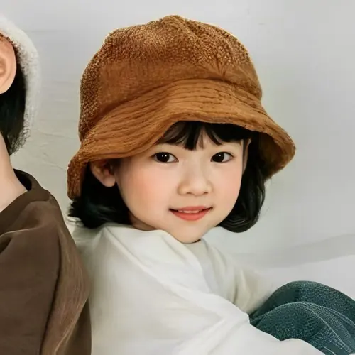 128 Ảnh Avatar Đôi Em Bé đáng yêu với gương mặt ngây thơ và biểu cảm hồn nhiên